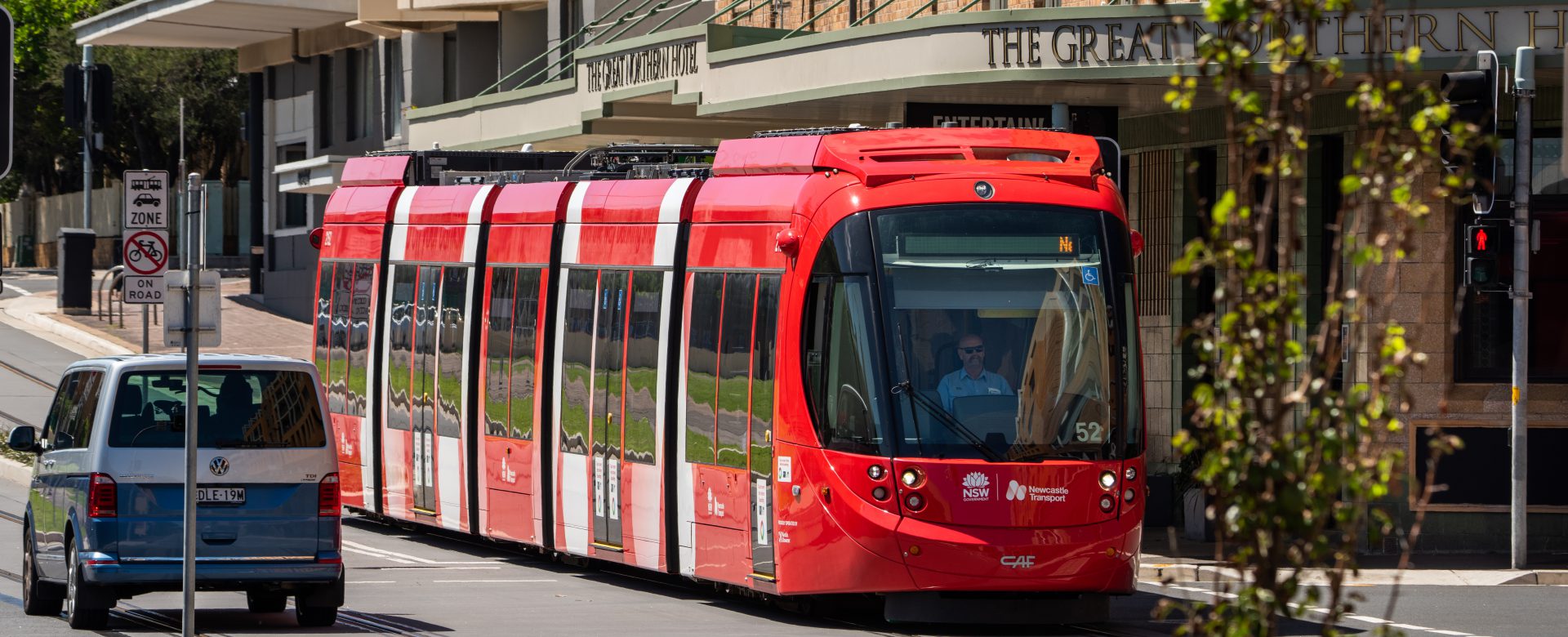 Buses replace light rail 11 February 7pm until 9.30pm