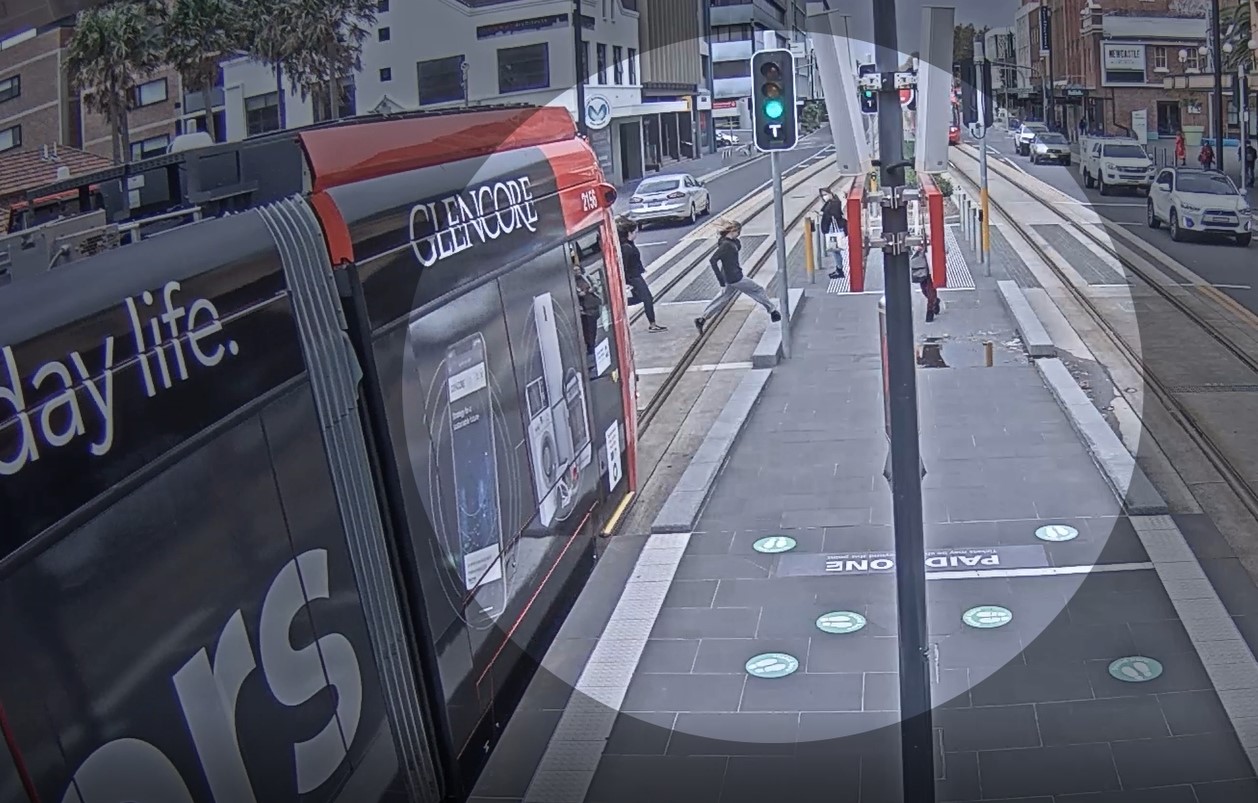 Stay safe by staying alert around Newcastle light rail